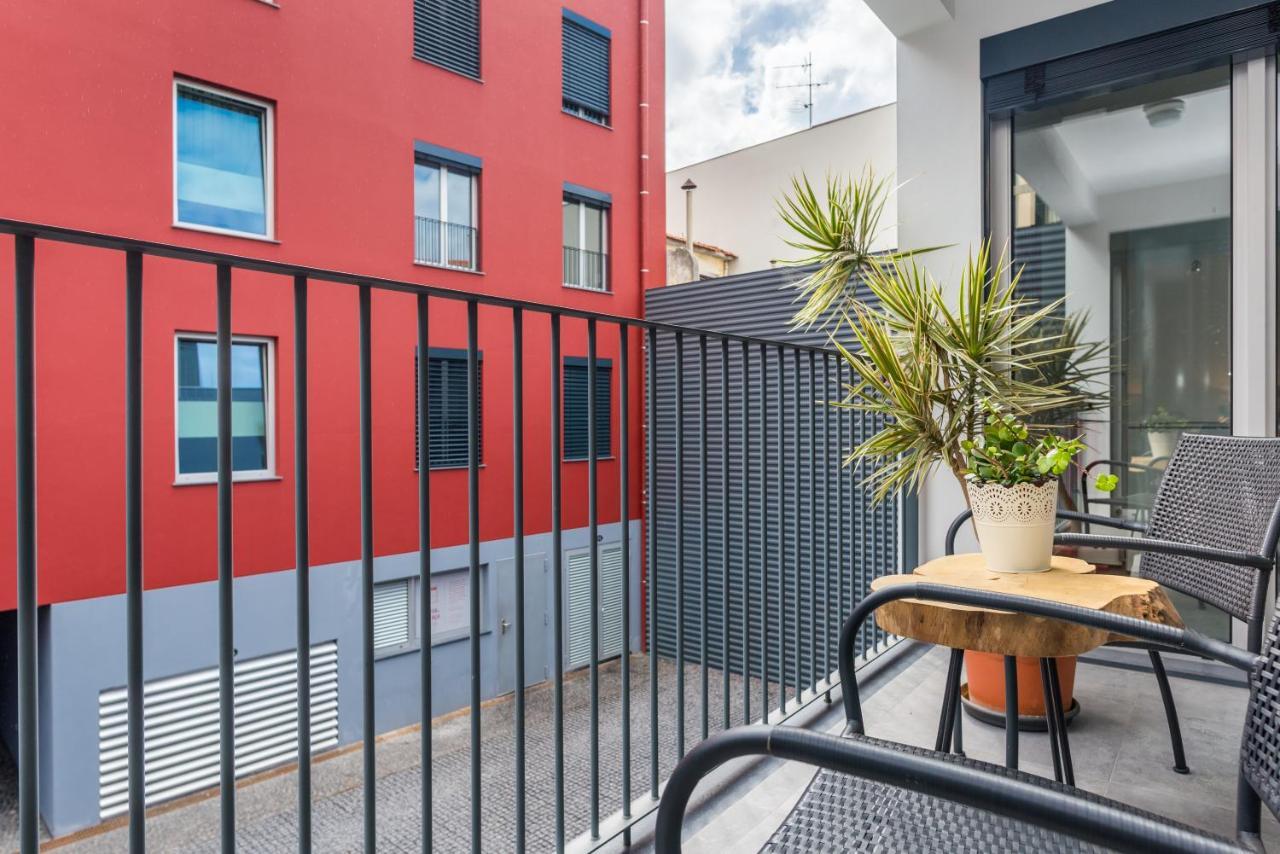 Casa Da Praca Apartments - By Casas Na Ilha Фуншал Екстериор снимка