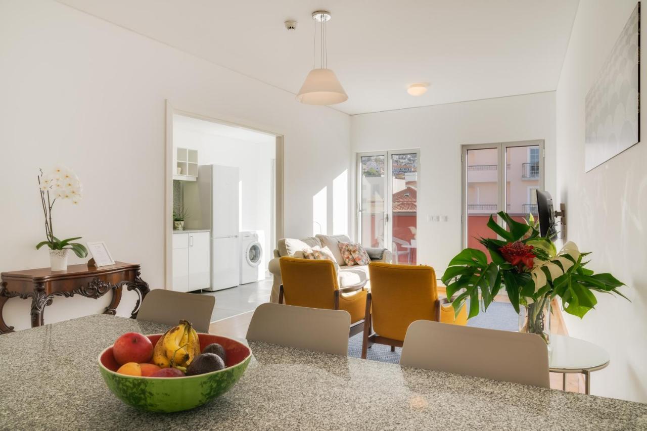 Casa Da Praca Apartments - By Casas Na Ilha Фуншал Екстериор снимка
