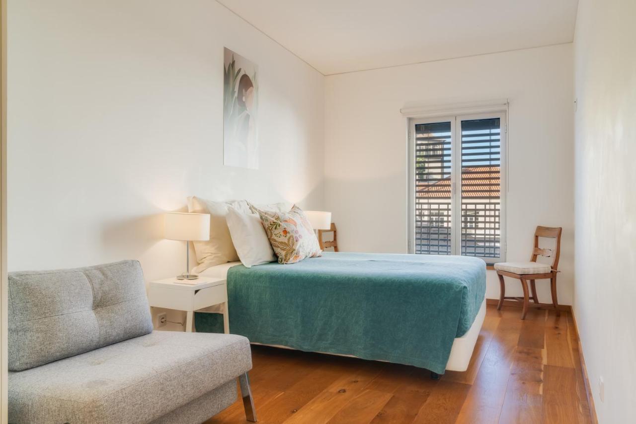 Casa Da Praca Apartments - By Casas Na Ilha Фуншал Екстериор снимка