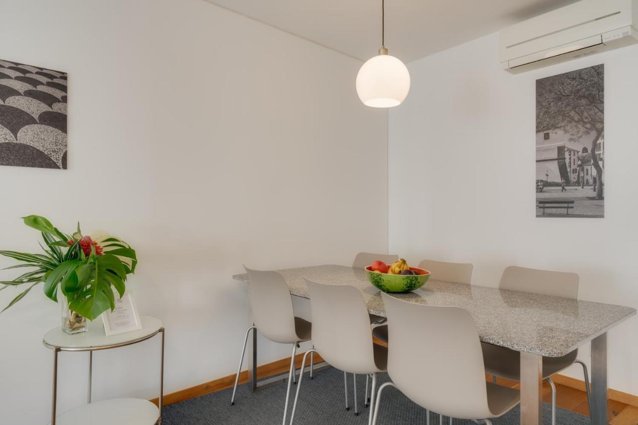 Casa Da Praca Apartments - By Casas Na Ilha Фуншал Екстериор снимка