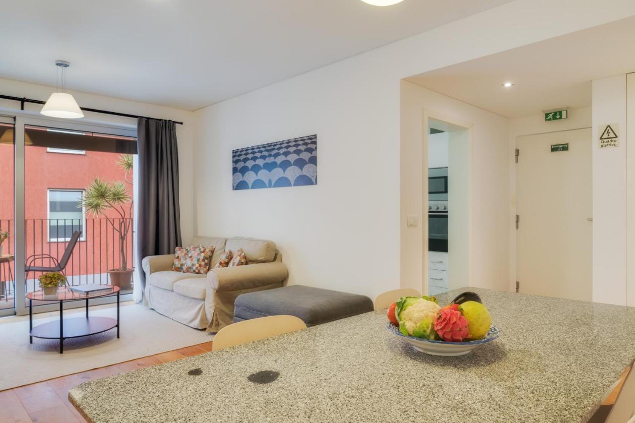 Casa Da Praca Apartments - By Casas Na Ilha Фуншал Екстериор снимка