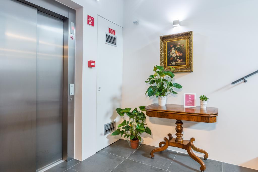 Casa Da Praca Apartments - By Casas Na Ilha Фуншал Екстериор снимка